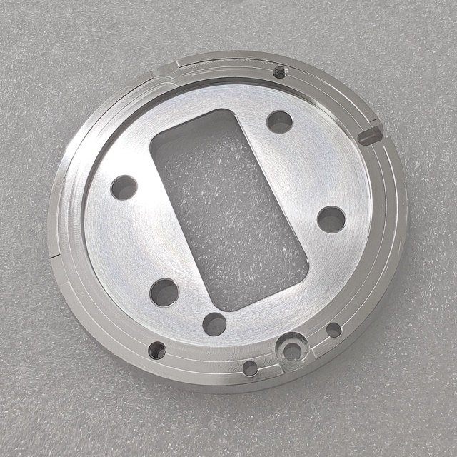 Custom stainless steel precision component manufactured by Maisi Precision.