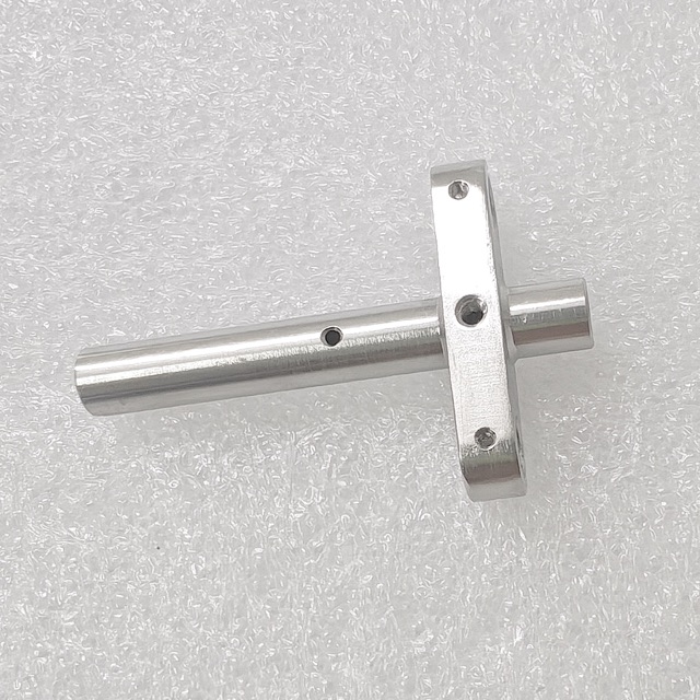 Custom stainless steel precision component manufactured by Maisi Precision.
