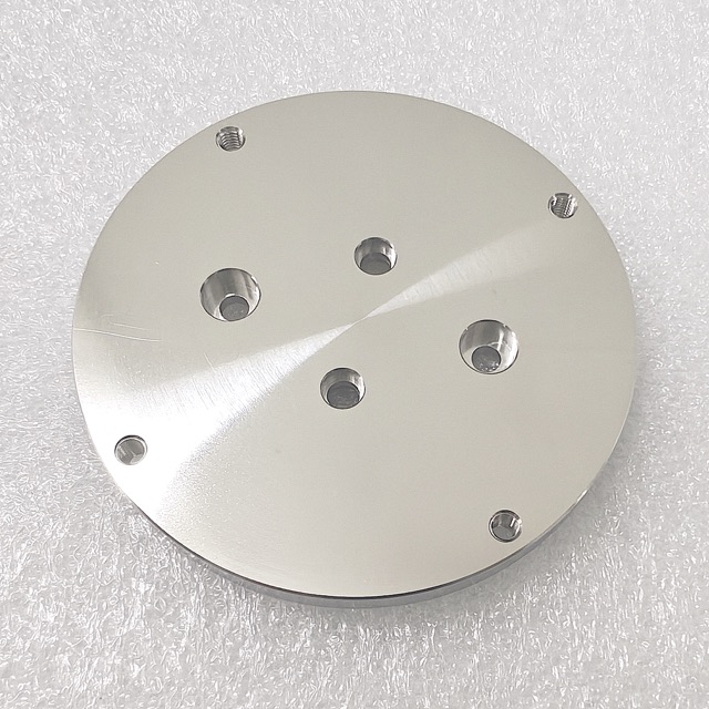 Custom stainless steel precision component manufactured by Maisi Precision.